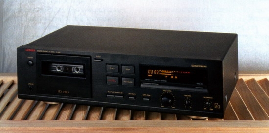   Luxman K322