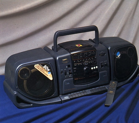  Sanyo M-966DSR