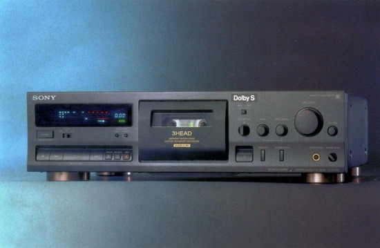   Sony TC-K 715